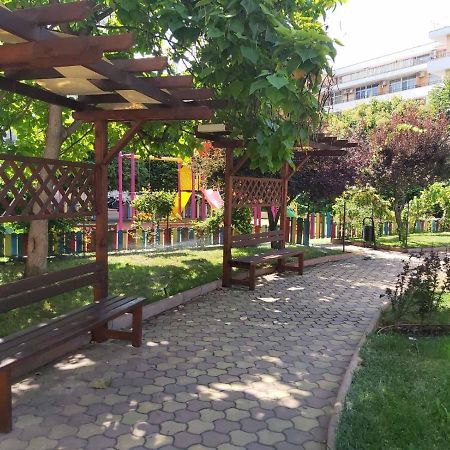 Holiday Apartments Grand Kamelia Солнечный берег Экстерьер фото