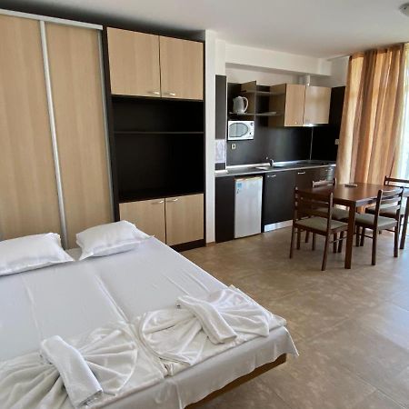 Holiday Apartments Grand Kamelia Солнечный берег Экстерьер фото