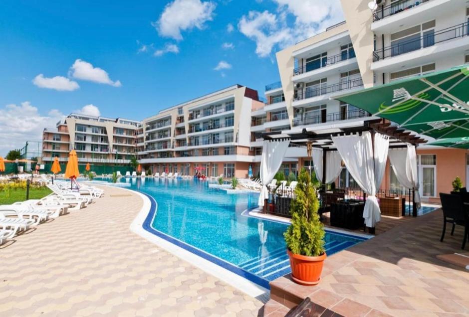 Holiday Apartments Grand Kamelia Солнечный берег Экстерьер фото