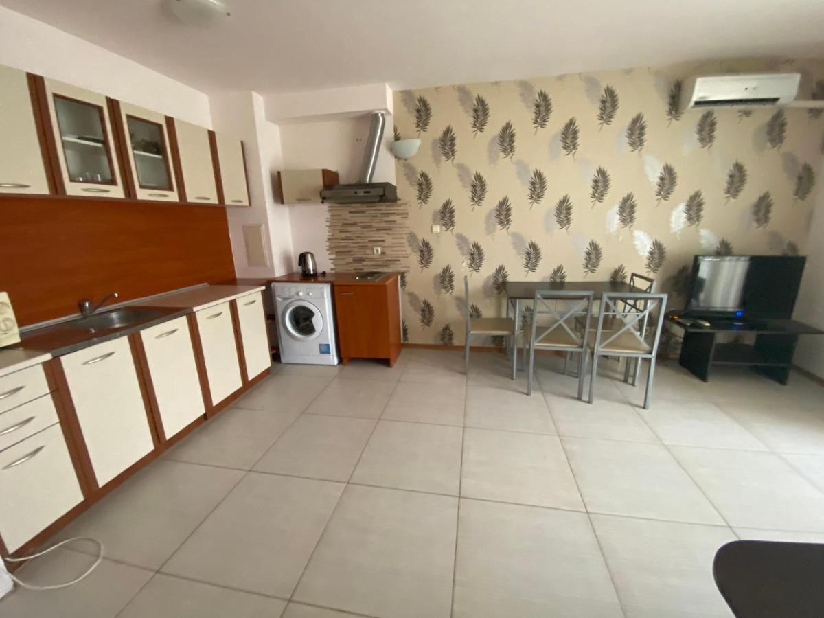 Holiday Apartments Grand Kamelia Солнечный берег Экстерьер фото